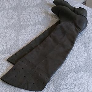 Over knee boots